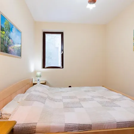 Drago Apartment