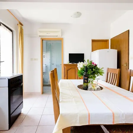 Drago Apartment