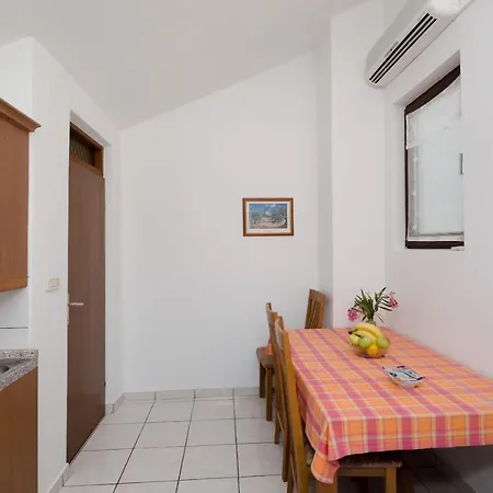 Drago Apartment